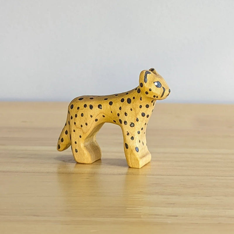 Wooden Cheetah - Cub