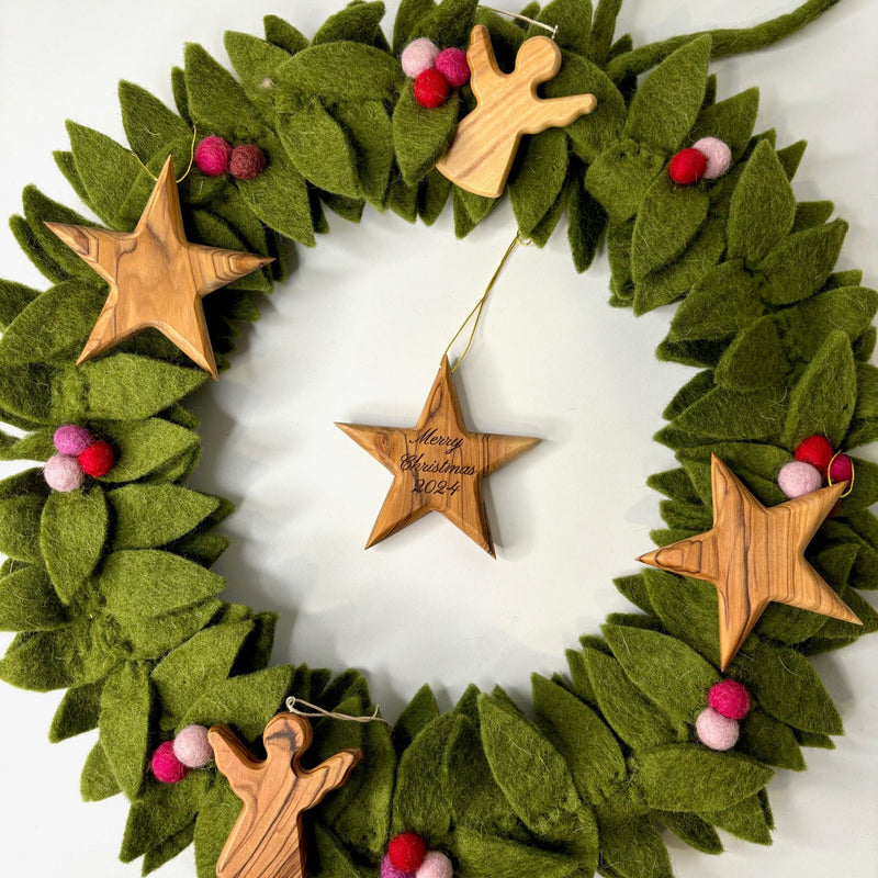 Felt Holly Christmas Wreath