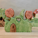 Wooden Tulip Set With Door - Extra Large