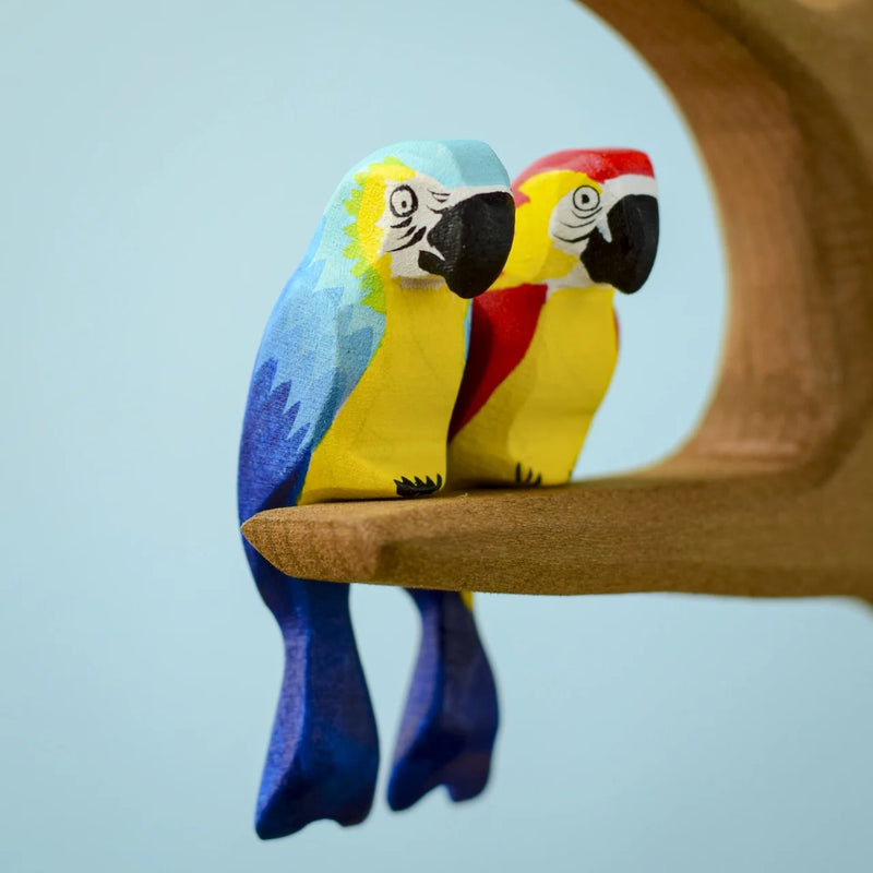 Wooden Blue Macaw