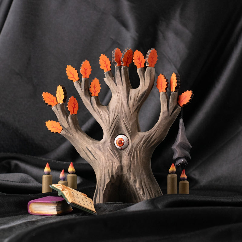 Wooden Watching Oak Tree - Orange