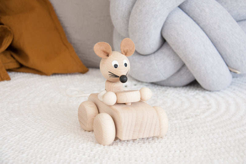 Wooden Pull Along Mouse