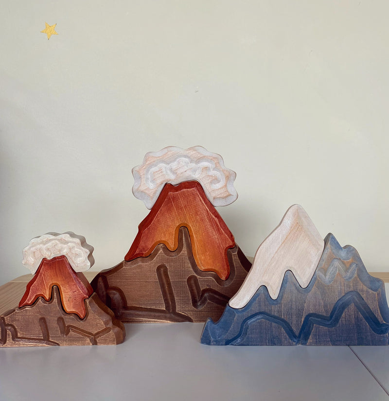 Large Wooden Mountain