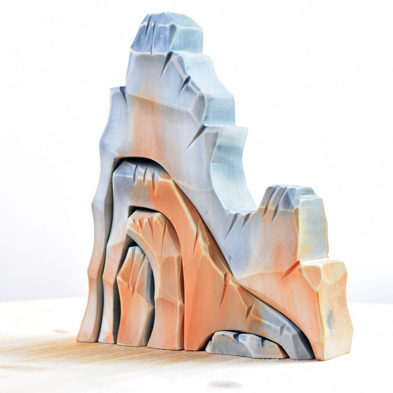 Large Wooden Mountain Cliff