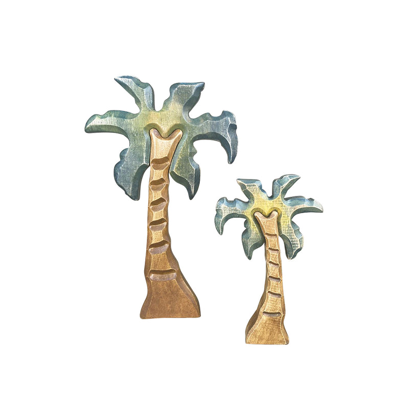 Large Wooden Palm Tree