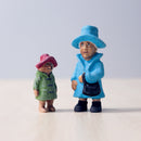 Wooden Queen & Bear Set - Collectible