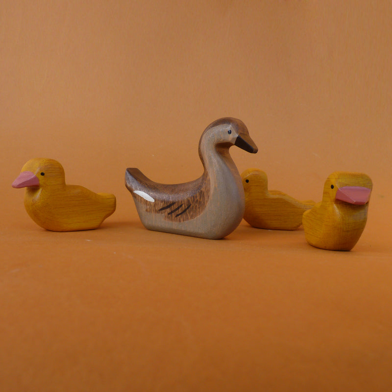Wooden Duck & 3 Ducklings